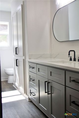 2704 Loma Vista, Victoria, TX 77901