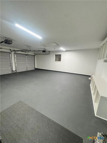2704 Loma Vista, Victoria, TX 77901