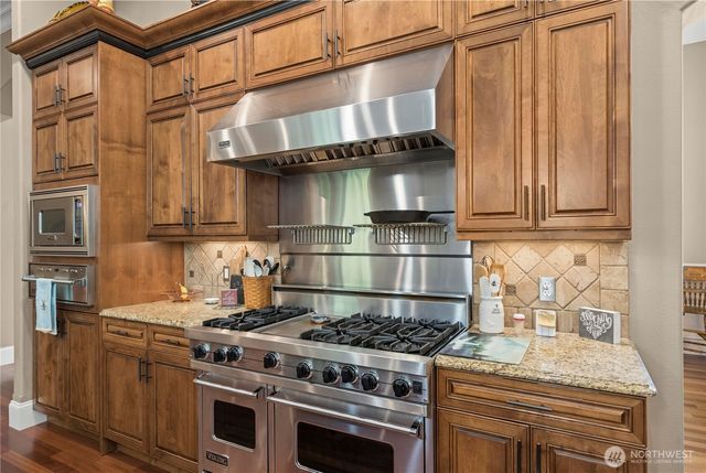 6220 213th Avenue Ct E, Bonney Lake, WA 98391