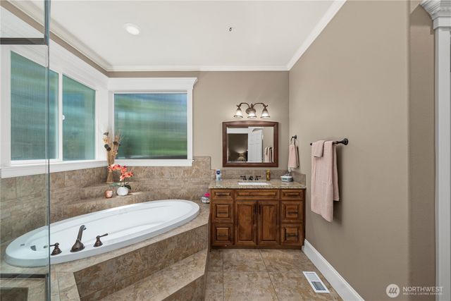 6220 213th Avenue Ct E, Bonney Lake, WA 98391