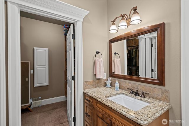 6220 213th Avenue Ct E, Bonney Lake, WA 98391