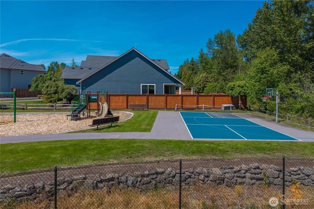 6220 213th Avenue Ct E, Bonney Lake, WA 98391