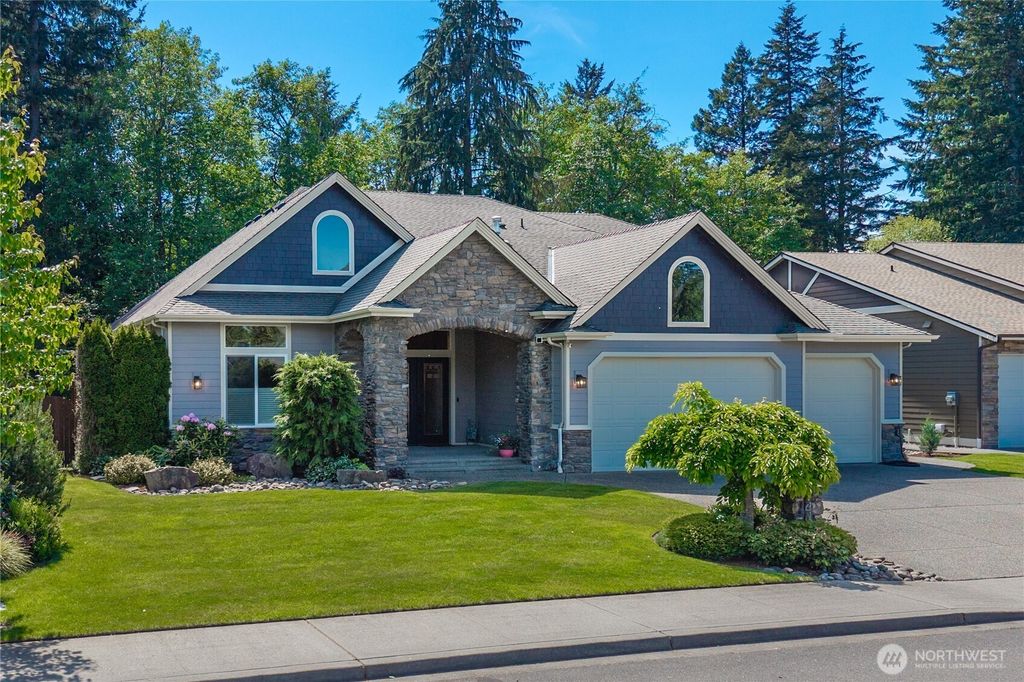 6220 213th Avenue Ct E, Bonney Lake, WA 98391