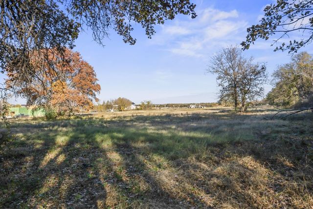 1310 Clydesdale Road, Bartonville, TX 76226