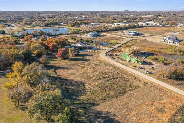 1310 Clydesdale Road, Bartonville, TX 76226