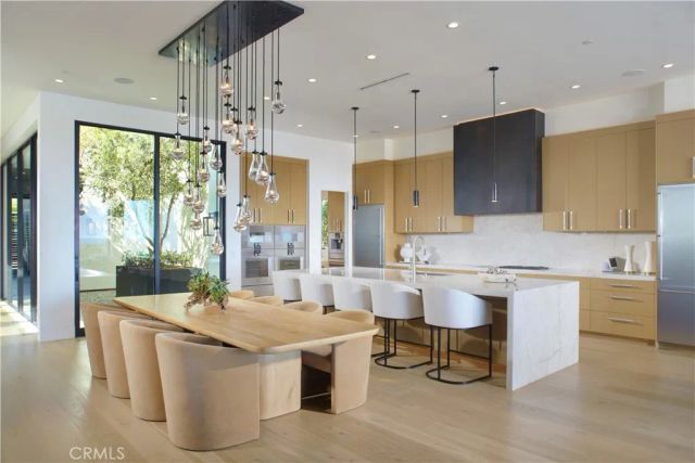 1201 Dolphin Terrace, Corona Del Mar, CA 92625