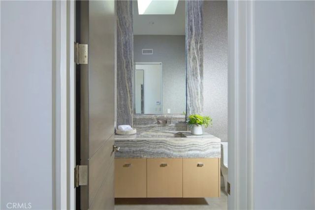 1201 Dolphin Terrace, Corona Del Mar, CA 92625