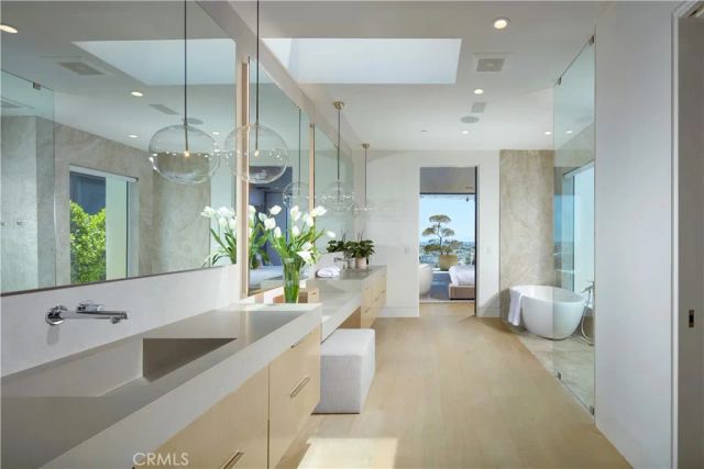 1201 Dolphin Terrace, Corona Del Mar, CA 92625