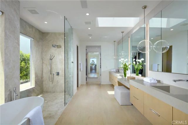 1201 Dolphin Terrace, Corona Del Mar, CA 92625