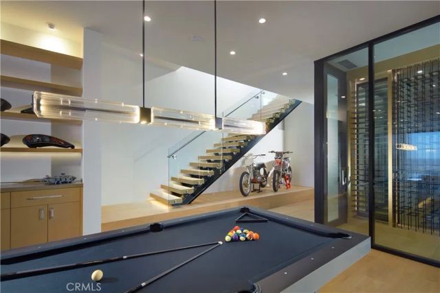 1201 Dolphin Terrace, Corona Del Mar, CA 92625