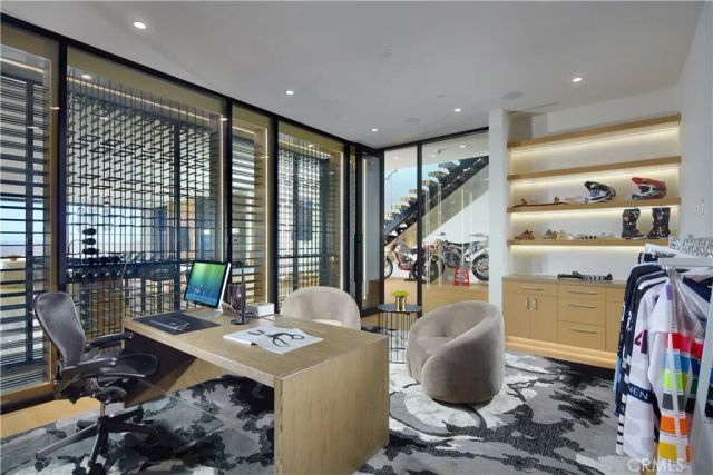 1201 Dolphin Terrace, Corona Del Mar, CA 92625