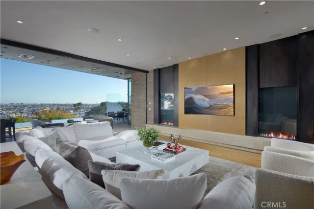 1201 Dolphin Terrace, Corona Del Mar, CA 92625