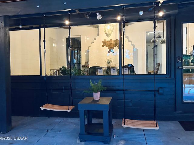 1608 N Halifax Avenue, Daytona Beach, FL 32118