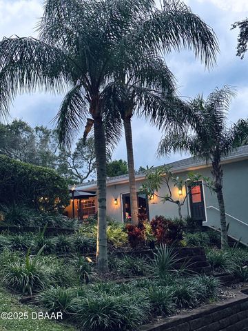 1608 N Halifax Avenue, Daytona Beach, FL 32118