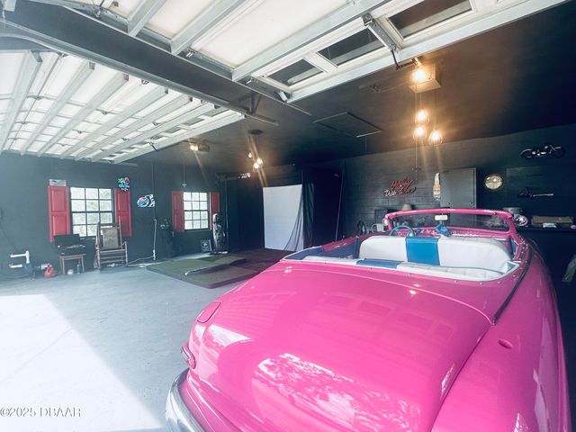 1608 N Halifax Avenue, Daytona Beach, FL 32118