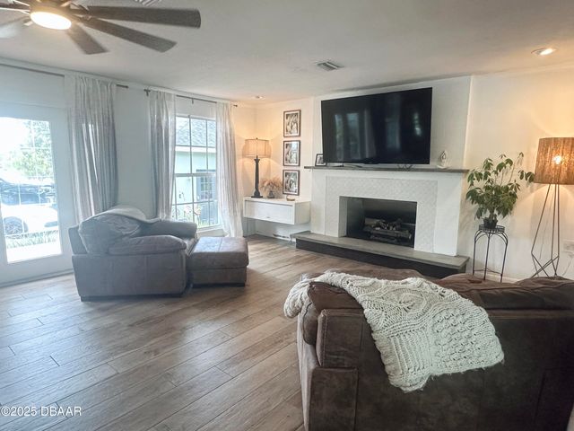 1608 N Halifax Avenue, Daytona Beach, FL 32118