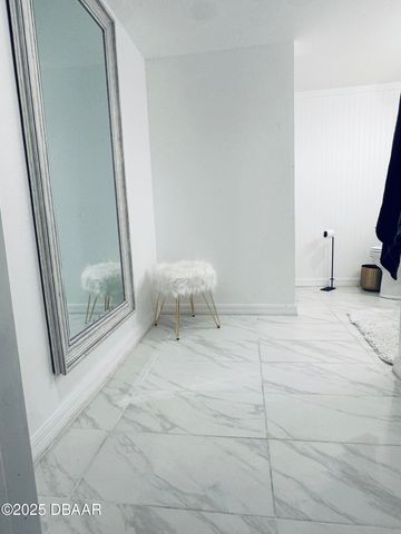 1608 N Halifax Avenue, Daytona Beach, FL 32118