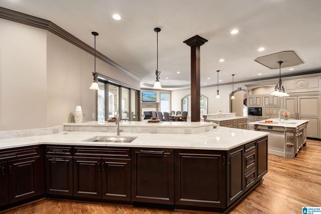 5246 GREYSTONE WAY, Birmingham, AL 35242