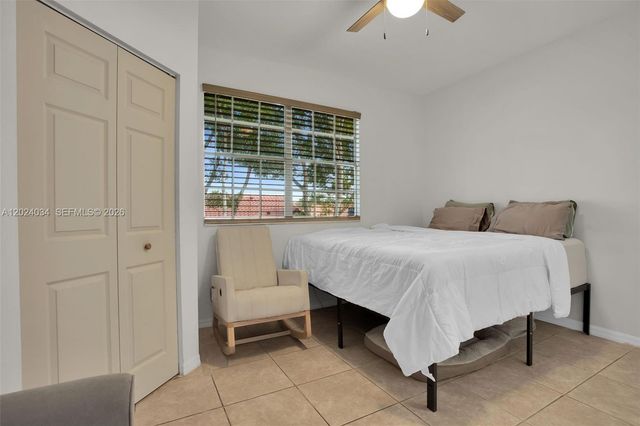 850 Sorrento Dr, Weston, FL 33326