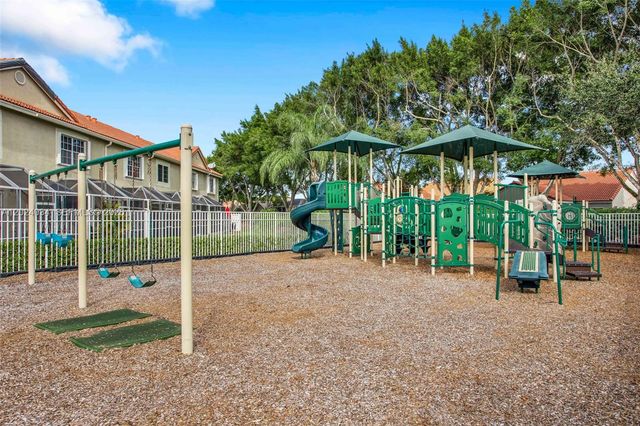 850 Sorrento Dr, Weston, FL 33326