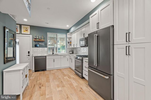 2932 NICHOLAS ST, Philadelphia, PA 19121