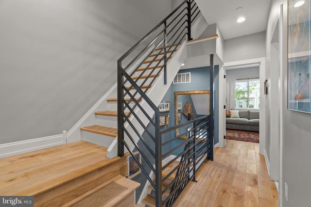 2932 NICHOLAS ST, Philadelphia, PA 19121