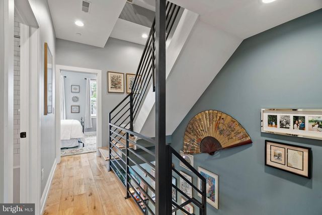 2932 NICHOLAS ST, Philadelphia, PA 19121