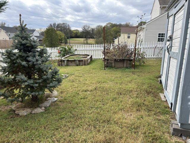 2105 Candlebrook Ct, Madison, TN 37115