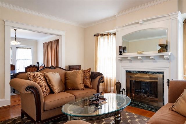 17 Sayles Avenue, Lincoln, RI 02865