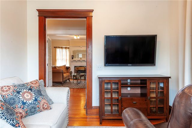 17 Sayles Avenue, Lincoln, RI 02865