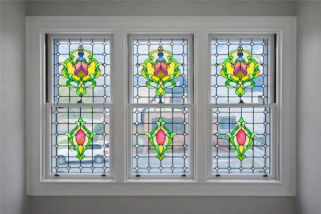 17 Sayles Avenue, Lincoln, RI 02865