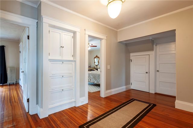 17 Sayles Avenue, Lincoln, RI 02865