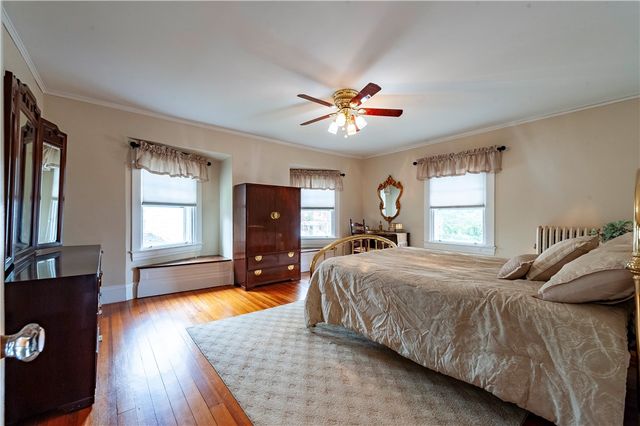 17 Sayles Avenue, Lincoln, RI 02865