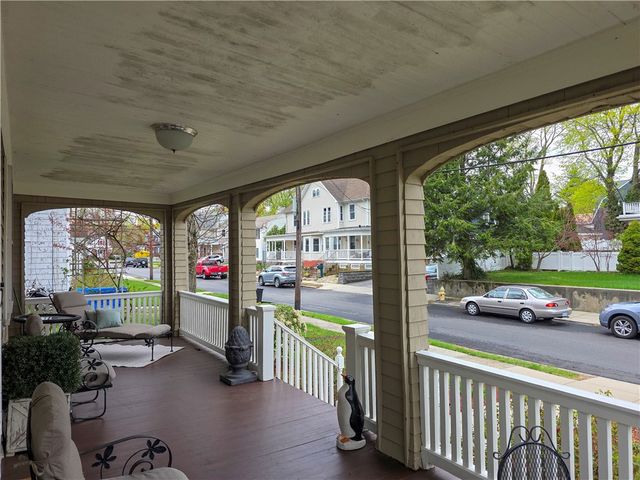 17 Sayles Avenue, Lincoln, RI 02865