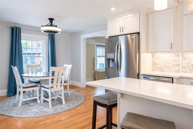 17 Sayles Avenue, Lincoln, RI 02865