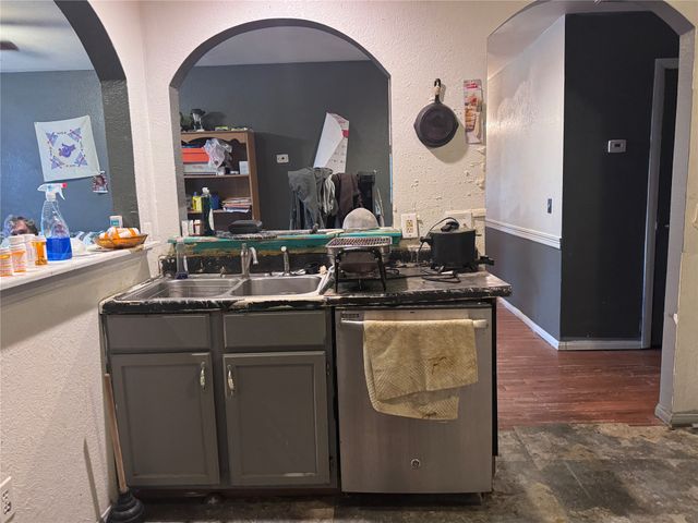522 S Bristow Avenue, Coweta, OK 74429