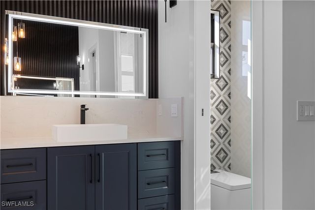 2507 Gleason PKWY, Cape Coral, FL 33914