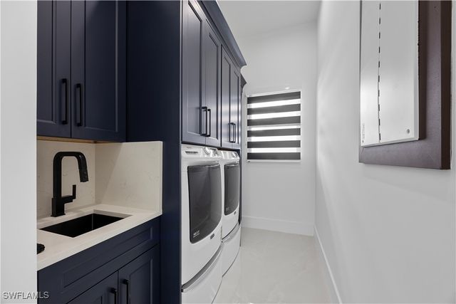 2507 Gleason PKWY, Cape Coral, FL 33914