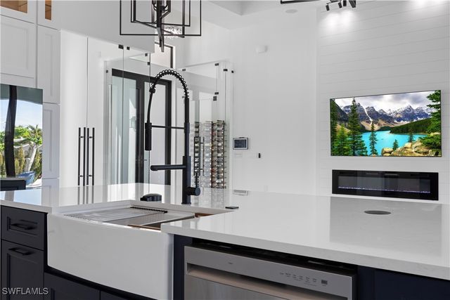 2507 Gleason PKWY, Cape Coral, FL 33914