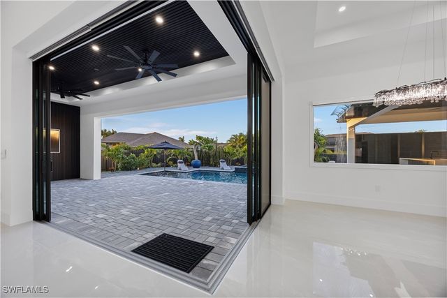 2507 Gleason PKWY, Cape Coral, FL 33914