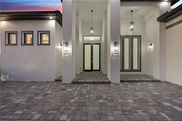 2507 Gleason PKWY, Cape Coral, FL 33914