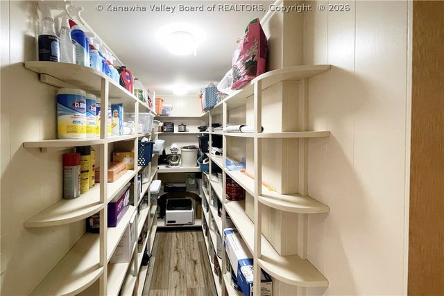 1419 Nottingham Road, Charleston, WV 25314