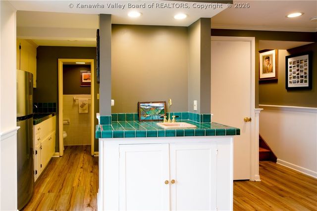 1419 Nottingham Road, Charleston, WV 25314