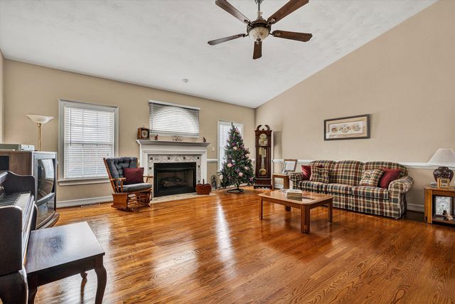 2839 MATTHEW DR, Vinton, VA 24179