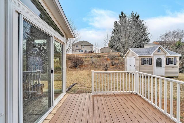 2839 MATTHEW DR, Vinton, VA 24179