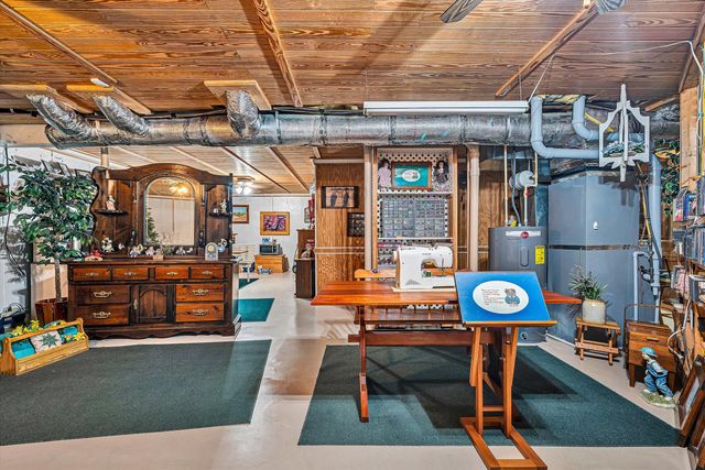 2839 MATTHEW DR, Vinton, VA 24179