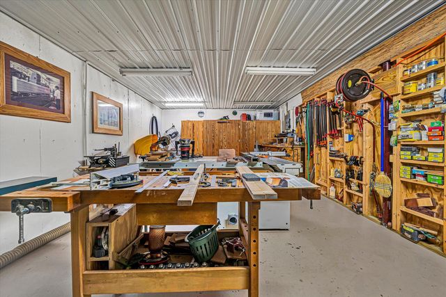 2839 MATTHEW DR, Vinton, VA 24179