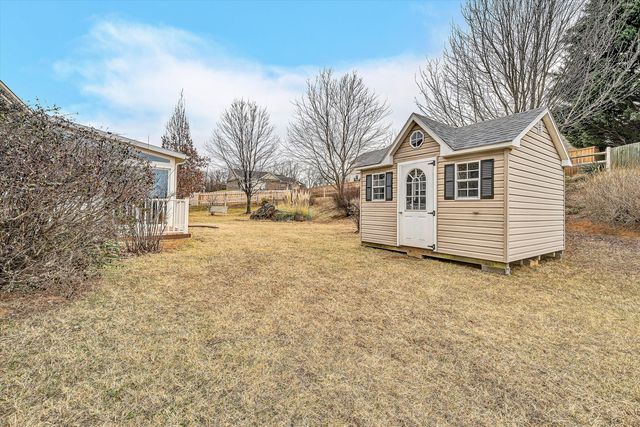 2839 MATTHEW DR, Vinton, VA 24179