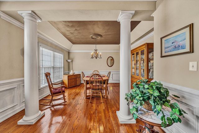 2839 MATTHEW DR, Vinton, VA 24179