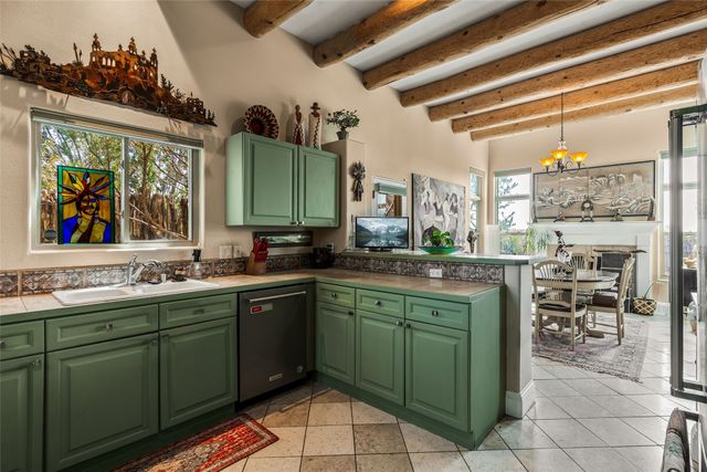 4398 Laughing Crow Lane, Santa Fe, NM 87507